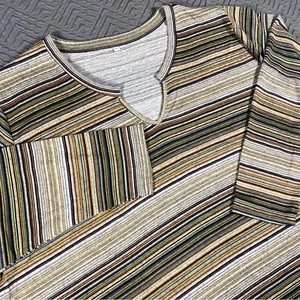 NEW Cute & Comfy Women’s Plus Size Knit Top 5X 30/32 Brown Stripes - Picture 1 of 6