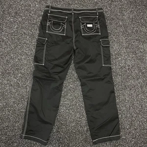 True Religion Big T Black Cargo Pants Men’s Size 36 Streetwear Baggy Skater - Picture 1 of 6