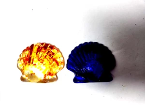 Art Glass Scallop Shells Yellow Blue Iridescent Beach Ocean Decor 3.5” T - Picture 1 of 4