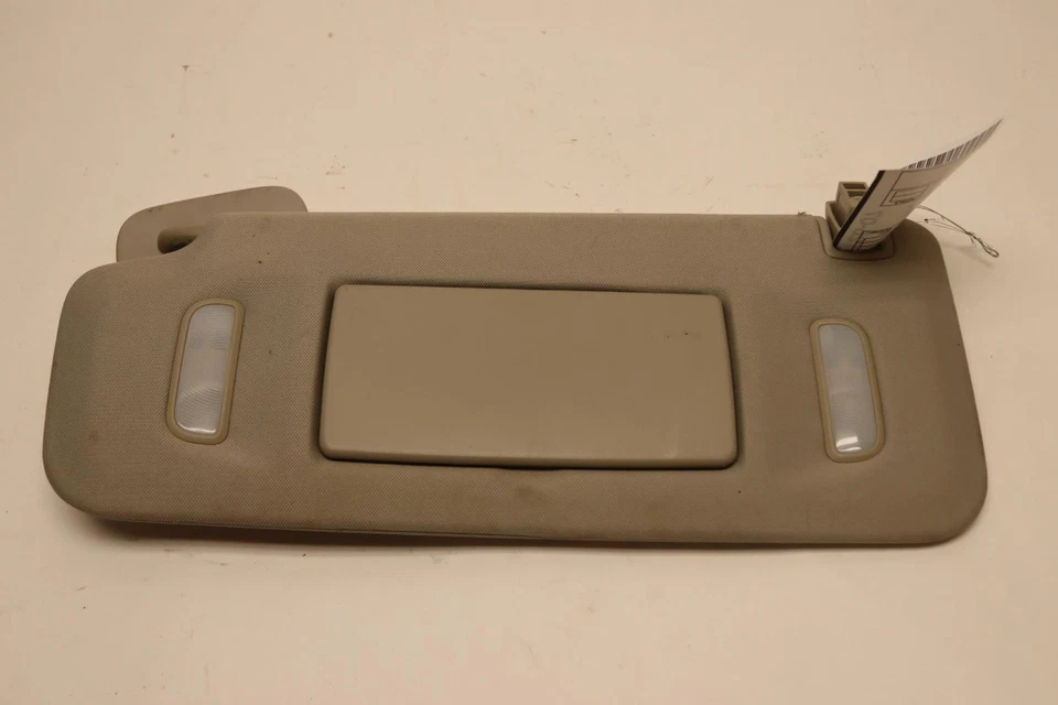 Parasol delantero izquierdo Chevy Avalanche 2007-2013 lado del conductor OEM Foto 1 de 4