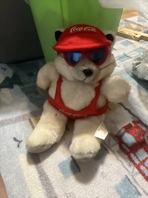 Feria de gafas de sol Coca-Cola Foto 1 de 4