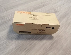 Toner Utax PK-3011 noir, emballage d'origine légèrement endommagé, toner inutilisé - Photo 1/1