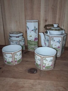 Vintage Japanese ARDCO Teapot Vase Ginger Jar Cups Floral Hummingbirds *EUC* - Picture 1 of 24