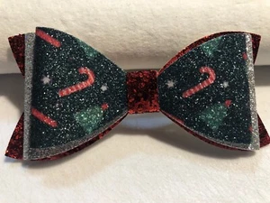 CANDY CANE CHRISTMAS HAIR BOW. RED, SILVER AND GREEN. 4.5" X 2". HOMEMADE - Picture 1 of 3