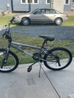 mode 100 mongoose bike gray - Image 1 of 4