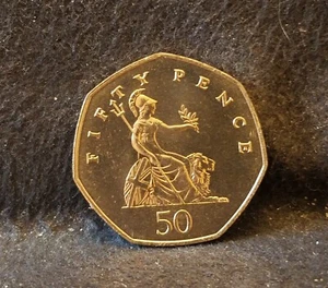1983 Great Britain 50 pence, seated Britannia, UNC from BU set, KM-932 (GB2) - Picture 1 of 6