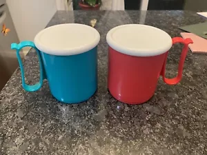 TUPPERWARE NEW MICROWAVE REHEATABLE MEGA MUG WITH SEAL-18 OZ-PINK & WHITE SEAL - Picture 1 of 2