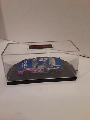 Coche Nascar Kyle Petty Racing Collectibles 42 Silver Bullet 1:64 Stock Foto 1 de 4