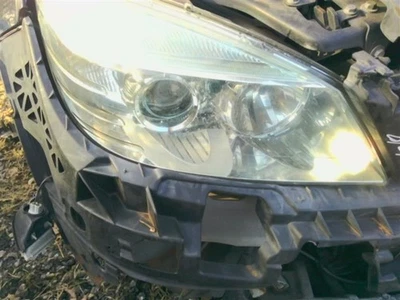 Passenger Headlight 204 Type Sedan C250 Fits 08-11 Mercedes Benz C300 OEM - Image 1 of 4