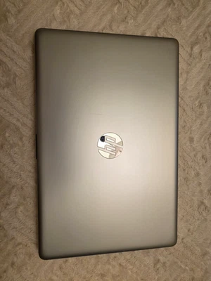 HP Touchscreen Laptop 15 Silver AMD RYZEN 5 - Image 1 of 4