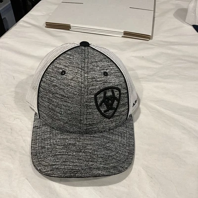 Ariat棒球帽 — 第 1/4 张图片