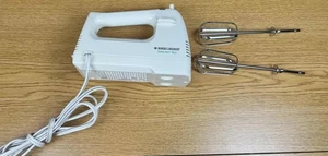 Black & Decker Spatula Smart M175 5 Speed Hand Mixer Power Boost w/Beaters - Picture 1 of 1