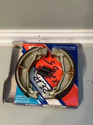 EBC - 702 - Carbon Organic Brake Shoes for Kawasaki KDX 200 KX 125 - Image 1 of 4