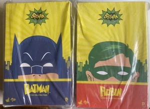 1/6 HOT TOYS 1966 BATMAN and ROBIN BOXED & SEALED MINT IN UNOPENED BOX - Picture 1 of 3