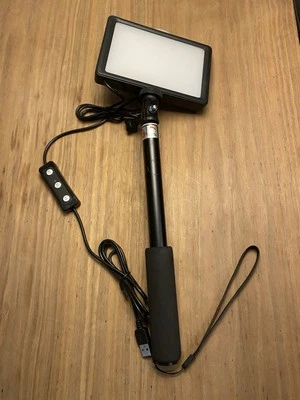 Neewer ZC-10S LED Photo/Video Light 10W USB 5V/2A Adjustable Portable - # 10071 - Image 1 of 4