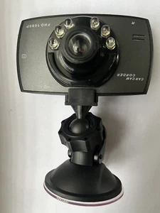 TELECAMERA VISTA ANTERIORE AUTO CON DISPLAY - Foto 1 di 3