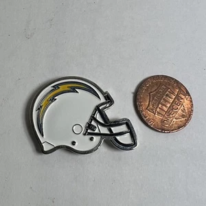 LOS ANGELES CHARGERS WHITE HELMET LOGO LAPEL COLLECTOR PIN NEW MAGNETIC BACKING - Picture 1 of 2