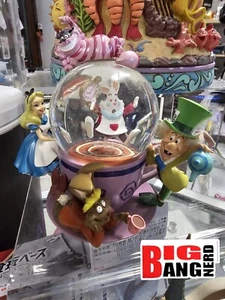 Disney Alice In Wonderland Snow Globe Tea Cup Figure Limited resin statue - Foto 1 di 1