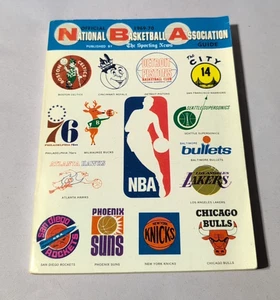1969-70 NBA OFFICIAL SPORTS NEWS BASKETBALL GUIDE - NICE - Bild 1 von 3