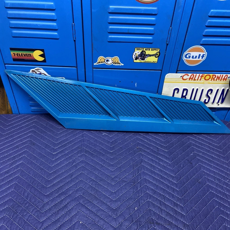 79-86 MERCURY CAPRI RS FOXBODY VENTANA TRASERA PANEL VELA INSERCIÓN LADO PASAJERO Foto 1 de 4