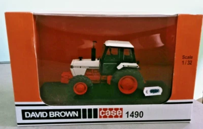 Unversal Hobbies 1:32 - Trattore David Brown/Case 1490 4wd - Immagine 1 di 4