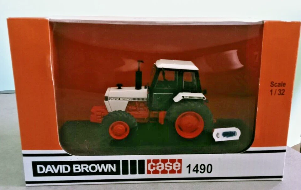 Unversal Hobbies 1:32 - Trattore David Brown/Case 1490 4wd - Immagine 1 di 4