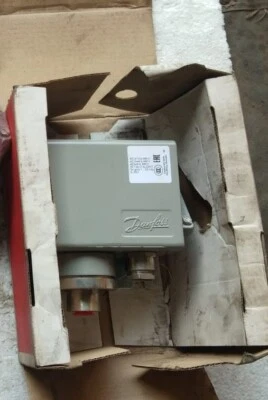 DANFOSS KPS45 PRESSURE SWITCH - Image 1 of 4