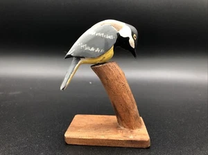 Hand Carved and Painted Wooden Figurine Great Tit Bird W.Crossley 1979 Wildlife - Picture 1 of 7