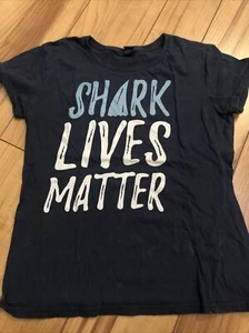 “Shark Lives Matter” Short Sleeve Navy Tshirt Sz med - Picture 1 of 5