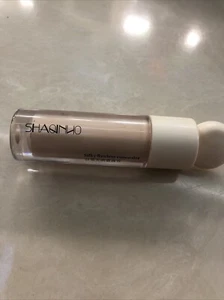 Concealer, silky, Flawless - Picture 1 of 2