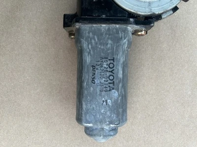 Motor ventana Toyota Corolla 99 Foto 1 de 4