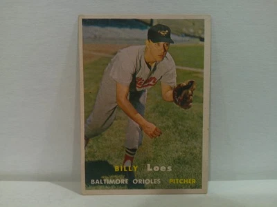 Tarjeta de béisbol 1957 Topps Billy Loes Baltimore Orioles Pitcher #244 antigua pero en muy buena condición Foto 1 de 2