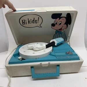 General Electric Mickey Mouse Suitcase Record Player Turntable Hi Kids! RP 3122B - Picture 1 of 8