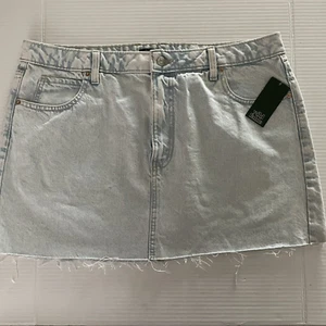 Denim Minirock roher Saumkante hellblau Wild Fable Größe 16 Reißverschluss vorne neu Etikett - Bild 1 von 9