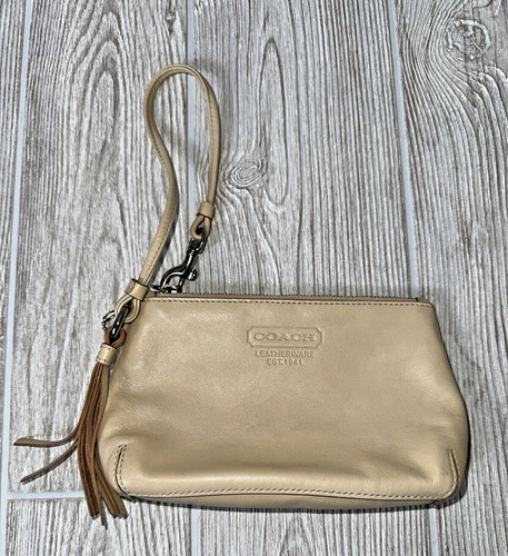 Borsa da polso Coach beige piccola pelle logo frange nappa abbellimento