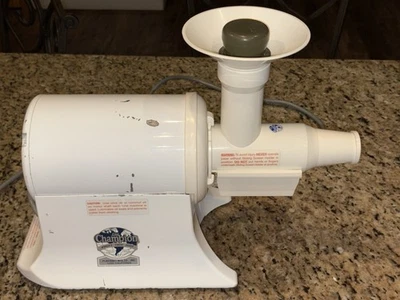 Exprimidor The Champion Modelo No. G5-PG-710 Foto 1 de 4