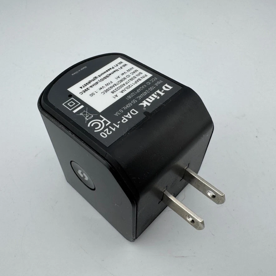 D-Link DAP-1120 N300 Wi-Fi Range Extender - Image 1 of 4