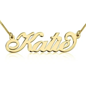 Collar con placa de identificación Carrie de oro macizo de 14K - Colgante con nombre personalizado - Collar ® - Imagen 1 de 13