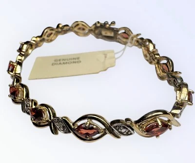 "Nuevo brazalete de tenis Macys de colección de oro de 18k sobre diamantes de ley 925 y granate rojo de 7""" Foto 1 de 4