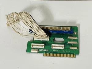 FUNCIONADO Capcom CPS2 Adaptador Original PCB Arnés de Patada con Arnés de Japón 2 - Imagen 1 de 2