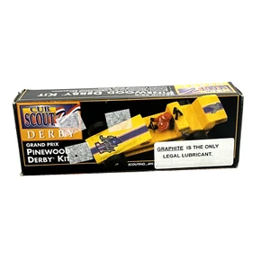 Kit y acabado de madera de pino modelo coche Cub Scout Derby Grand Prix - 1996 - Imagen 1 de 6