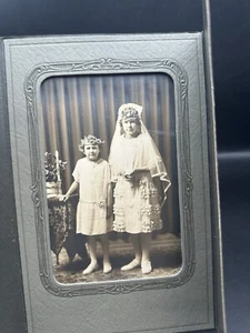 Antique Photograph 1900s Girls First Communion Religious Veil Flowers Church - Picture 1 of 8