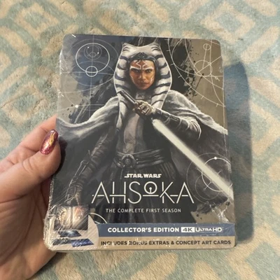 NEW** Ahsoka: The Complete First Season (4K/Blu-ray, 2024, 2-Disc, STEELBOOK - Image 1 of 4