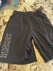 BOYS UNDER ARMOUR PROTOTYPE 2.0 WORDMARK SHORTS YLG, BLACK - Picture 1 of 2
