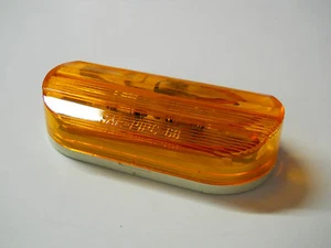 Yankee Tuf-Lite Two Bulb Clearance Marker Light (s) for Trucks Trailers Etc - Bild 1 von 5