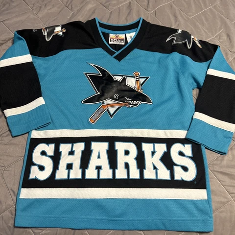 Vtg 90s San Jose Sharks Nolan Winnning goal NHL Hockey Size Youth Small (8) Cover