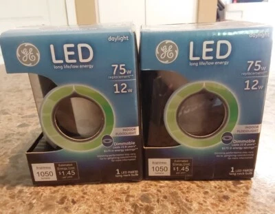 LED 75W Replacement 12W Dimmable Indoor Floodlight - Image 1 of 4