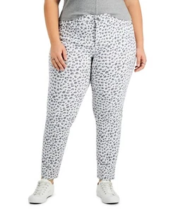 MSRP $59 Style & Co Plus Size Animal-Print Straight-Leg Jeans Gray Size 24W - Picture 1 of 1