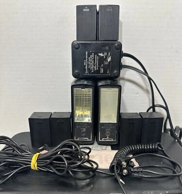 Vintage Vivitar Auto Thyristor 292 Electronic Camera Flash w/ MV-3 Charger Kit - Image 1 of 4