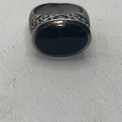 Винтажное кольцо из стерлингового серебра с черным камнем размер 7 с золотыми цветными акцентами 925 - Изображение 1 из 4